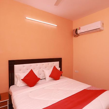 Hotel O Silverline Residency 法里达巴德 外观 照片